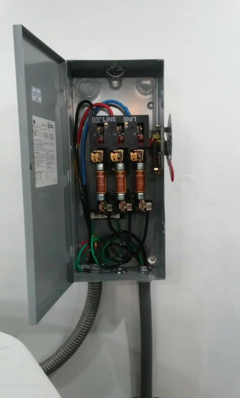 Three-phase disconnect switch installed for Electrical Wiring & Rewiring in Elizabethtown
